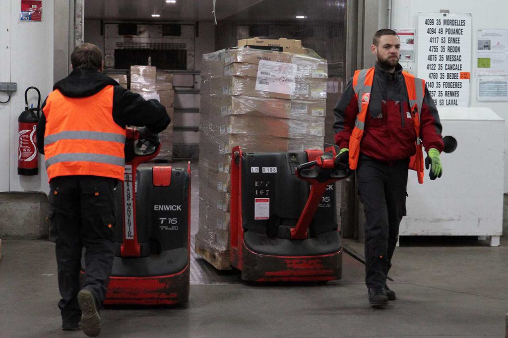 Transport logistique STG STG Chargement quai frais